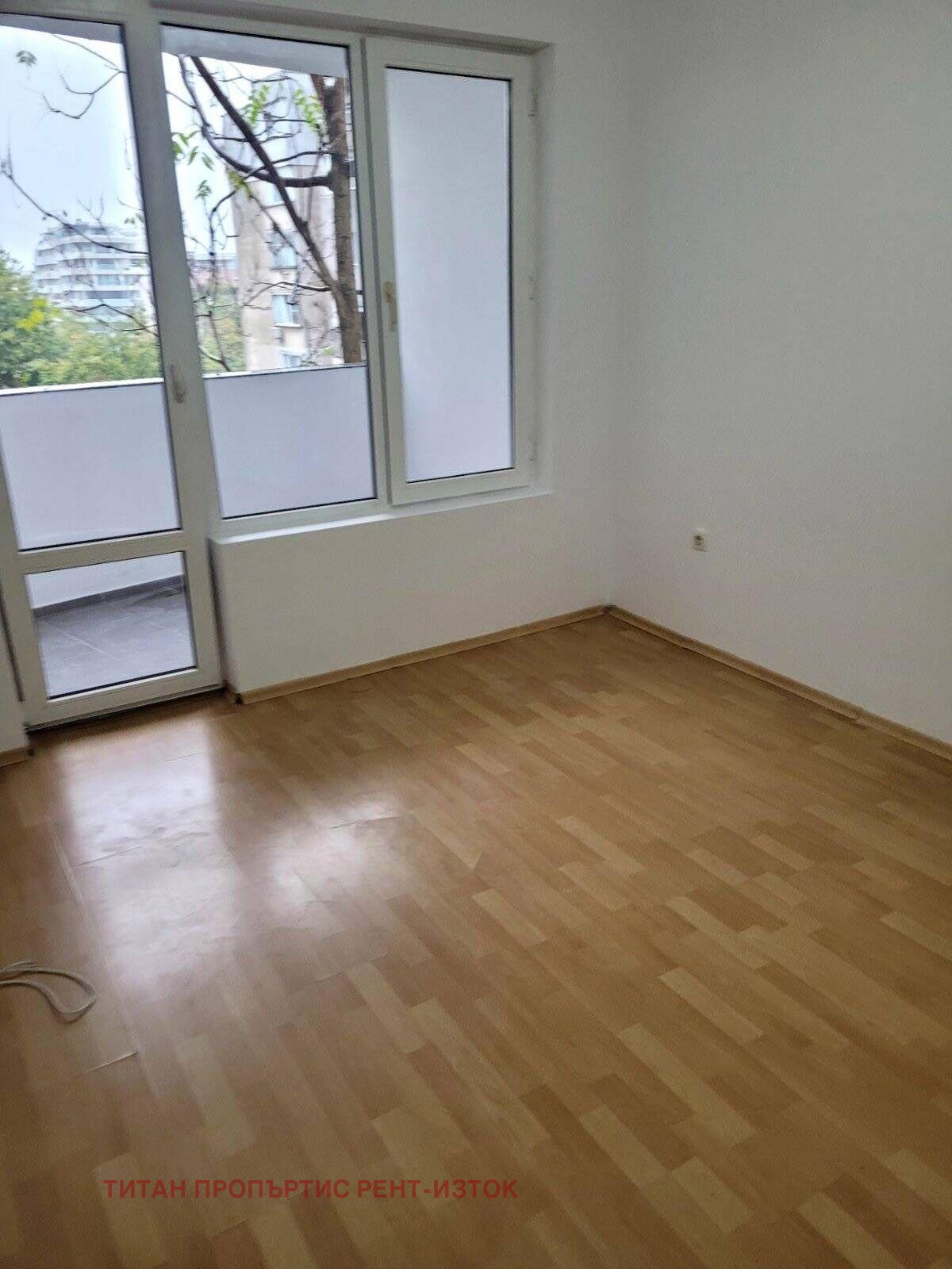 Дава под наем 3-СТАЕН, гр. Бургас, Възраждане, снимка 2 - Апартаменти - 52443214