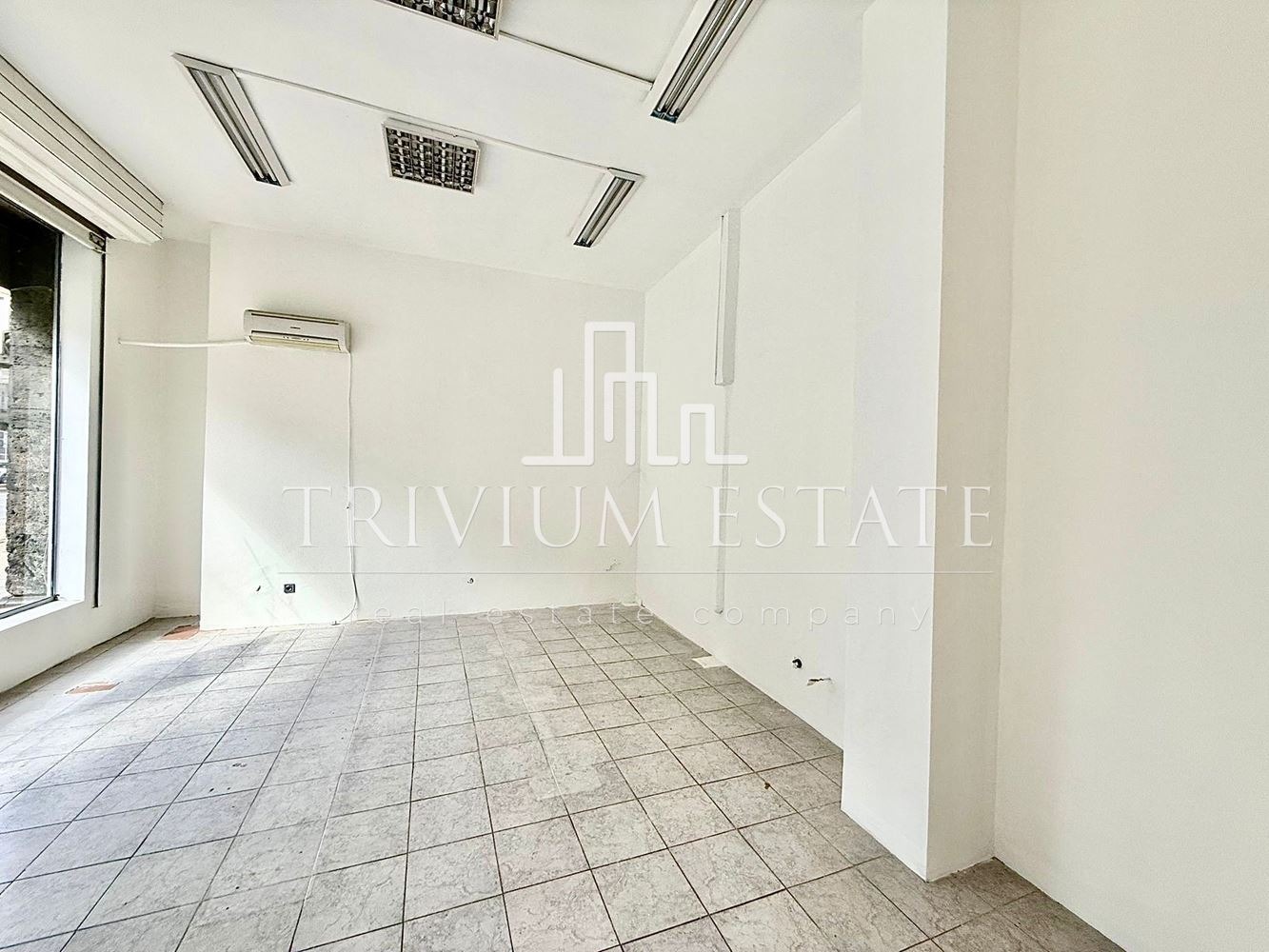 Дава под наем ОФИС, гр. Пловдив, Център, снимка 3 - Офиси - 54047103