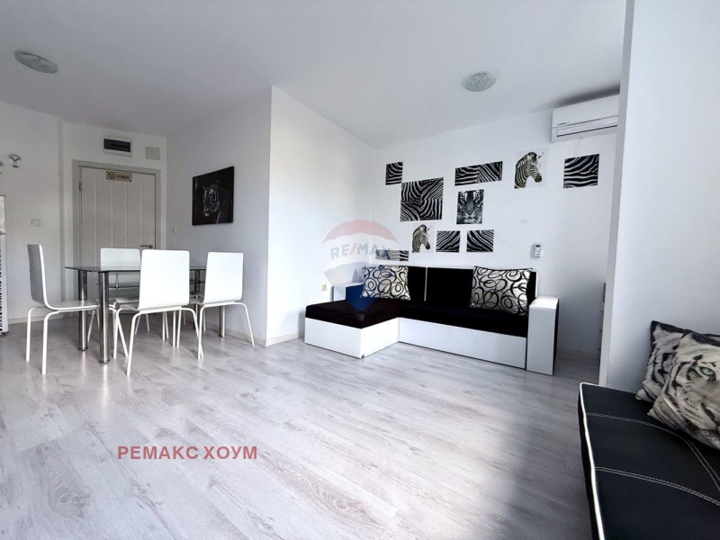 En renta  1 dormitorio región Dóbrich , Balchik , 54 metros cuadrados | 44756488 - imagen [3]