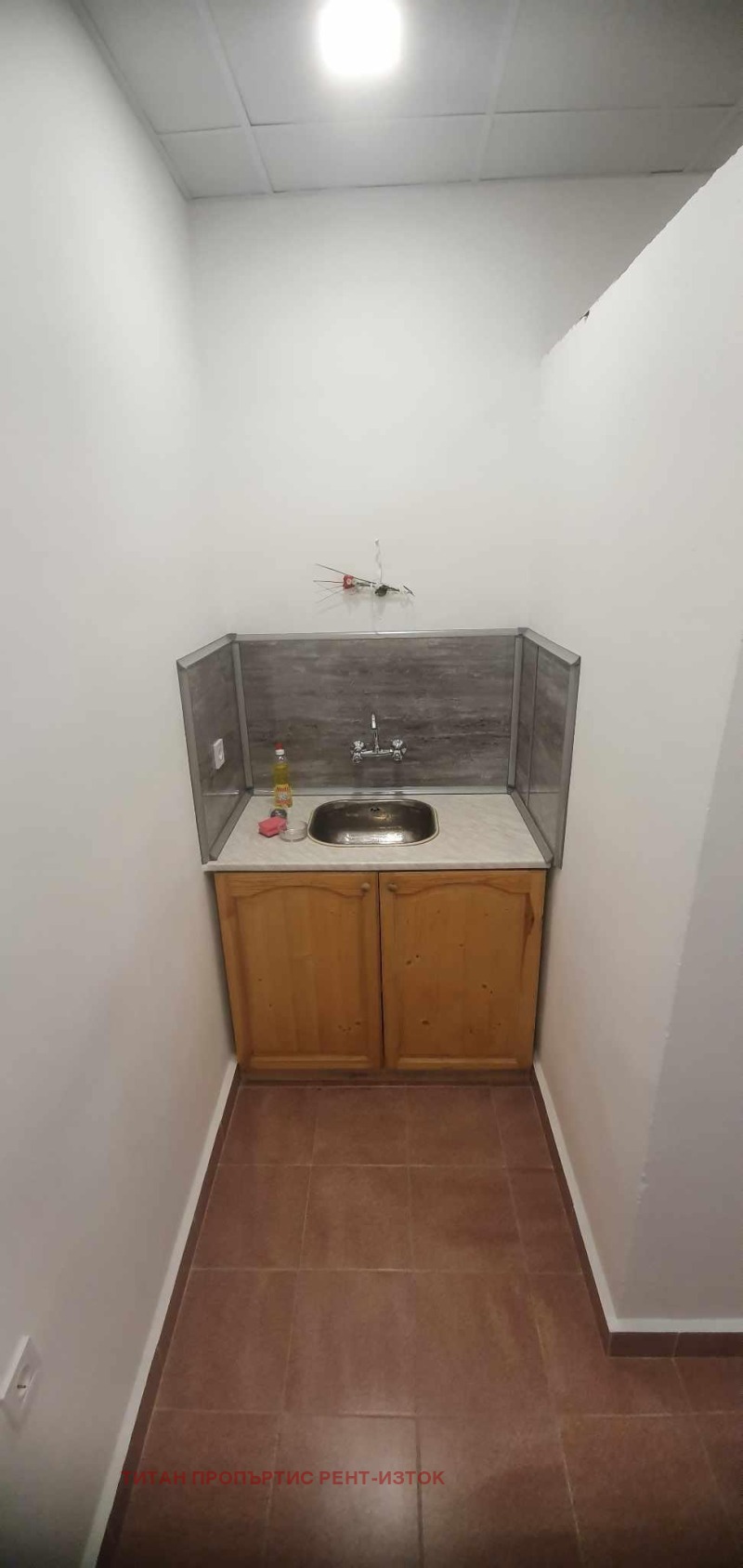 K pronájmu  Kancelář Burgas , Vazraždane , 30 m2 | 78255899 - obraz [2]