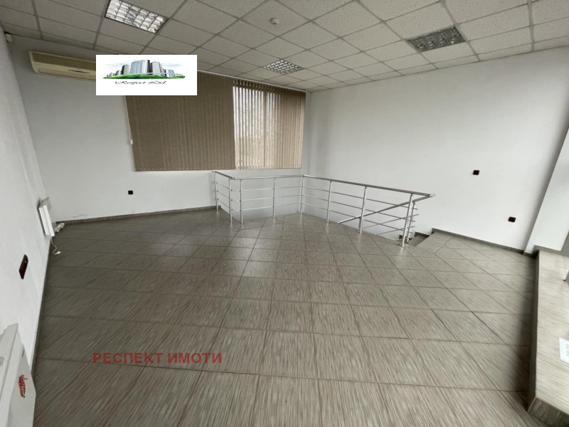 En renta  Comercio Sofia , Vrazhdebna , 110 metros cuadrados | 98401918
