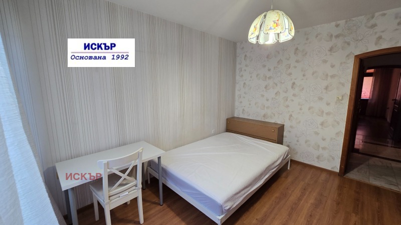 Издаје се  2 спаваће собе Софија , Стрелбиште , 100 м2 | 82705987 - слика [8]