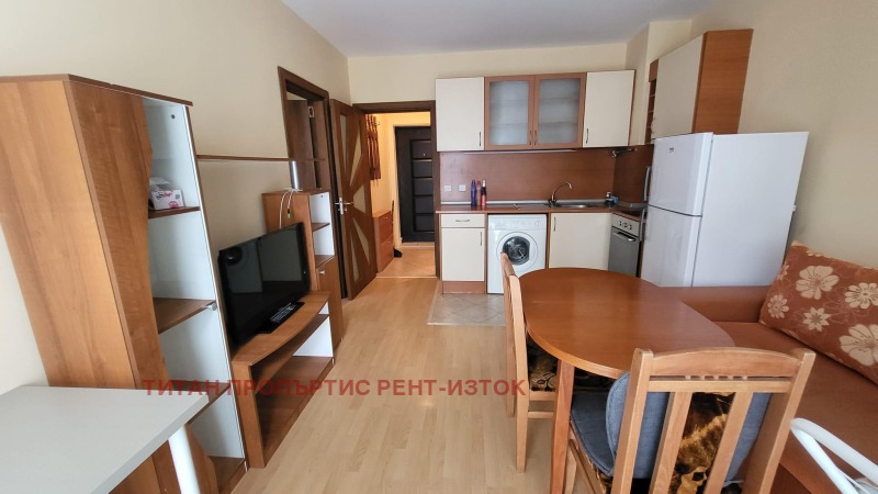 Дава под наем 2-СТАЕН, гр. Бургас, Лазур