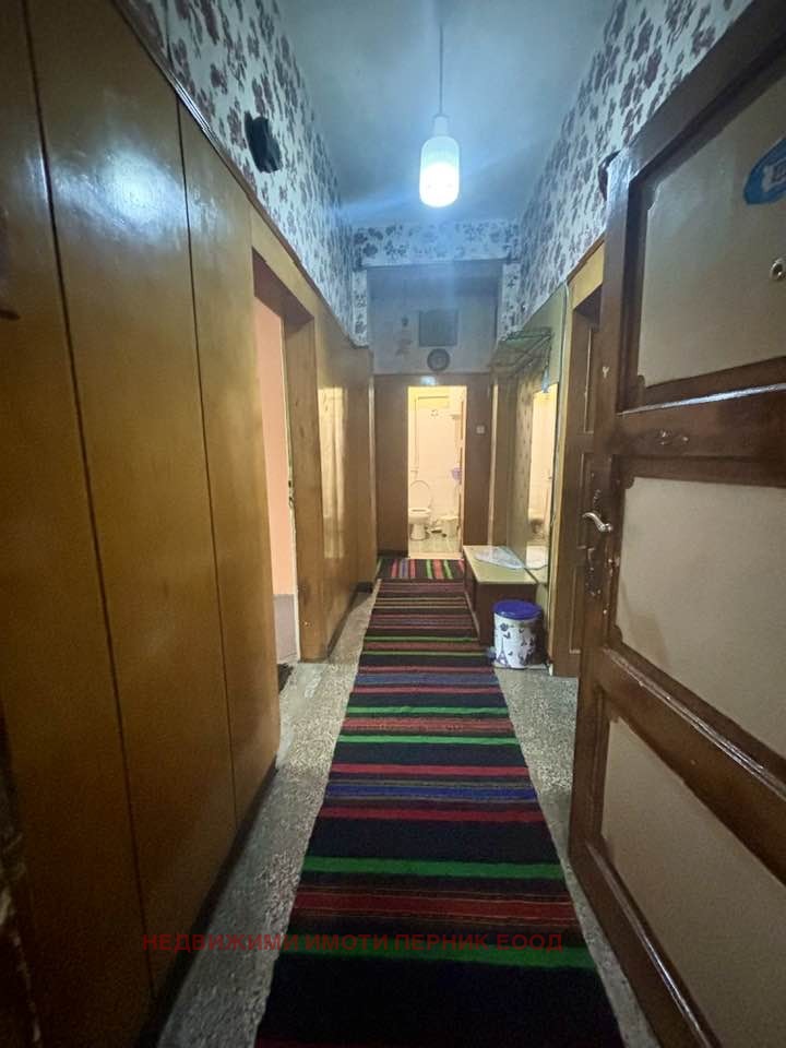 Дава под наем  3-стаен град Перник , Изток , 91 кв.м | 12183269 - изображение [4]