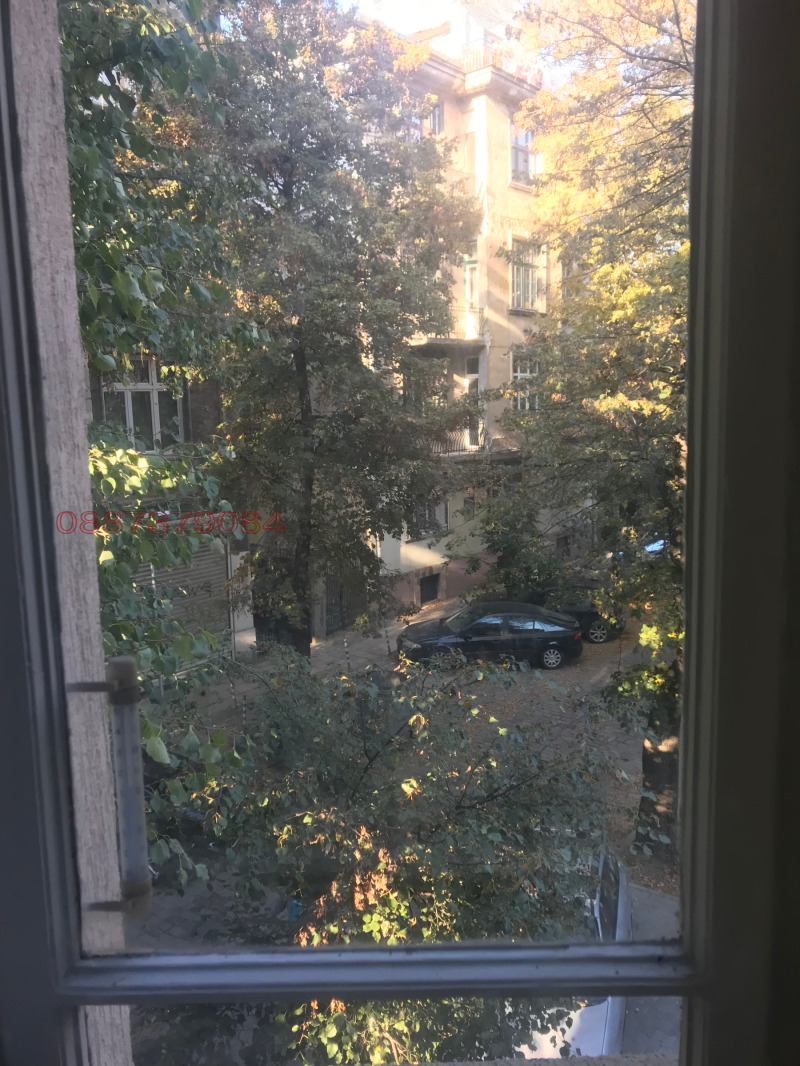 Дава под наем 3-СТАЕН, гр. София, Център, снимка 2 - Апартаменти - 52786626