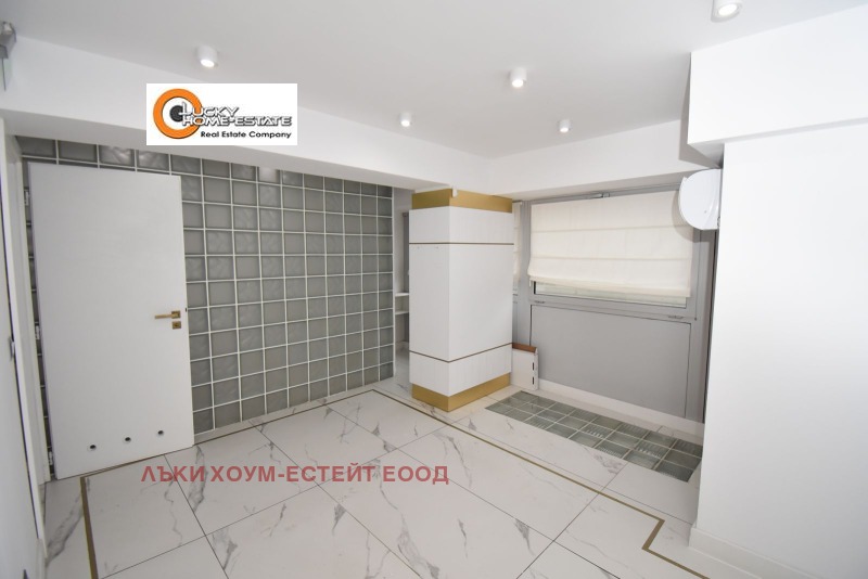 Te huur  Kantoor Sofia , Tsentar , 50 m² | 12538593
