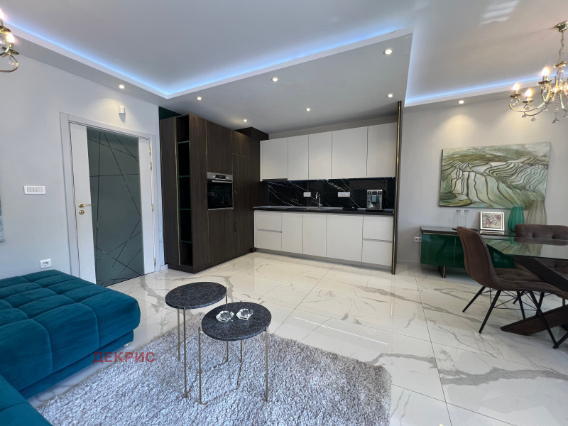För uthyrning  1 sovrum Sofia , Centar , 88 kvm | 94608875 - bild [4]