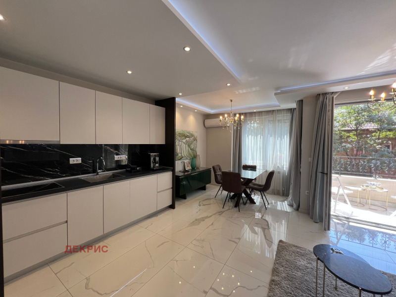 För uthyrning  1 sovrum Sofia , Centar , 88 kvm | 94608875 - bild [3]