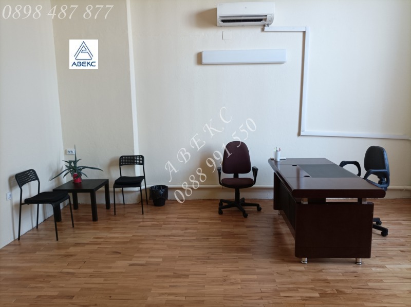 Da affittare  Ufficio Sofia , Tsentar , 33 mq | 69067880 - Immagine [4]