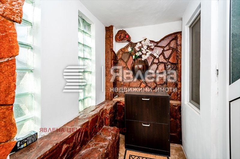 Дава под наем ЕТАЖ ОТ КЪЩА, гр. Перник, Църква, снимка 8 - Етаж от къща - 53158703