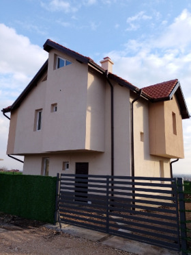 Casa Obelya, Sofia 1