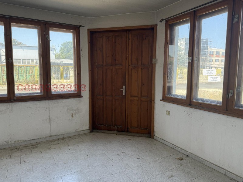Издаје се  1 спаваћа соба Варна , Западна промишлена зона , 80 м2 | 87849920