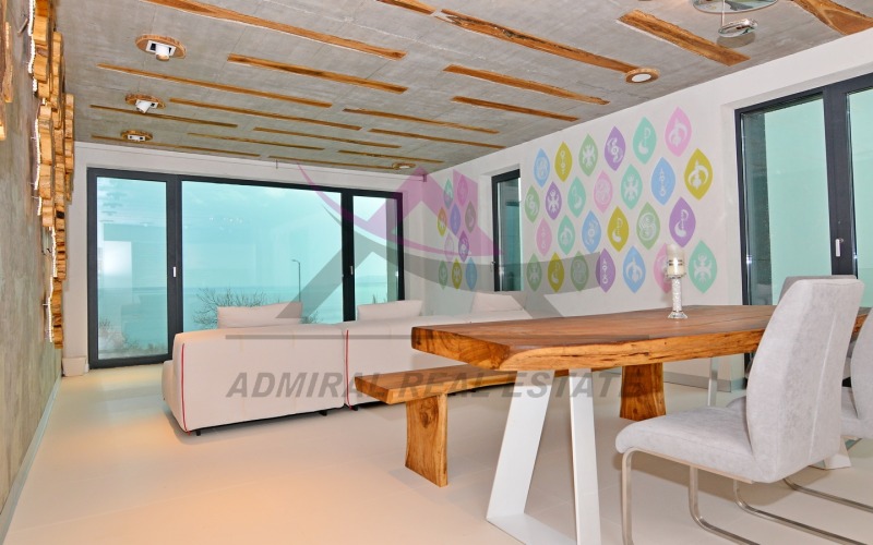 Дава под нем  2-стаен, град Варна, Бриз • 1 200 € • ID 61743328 — holmes.bg - [1] 
