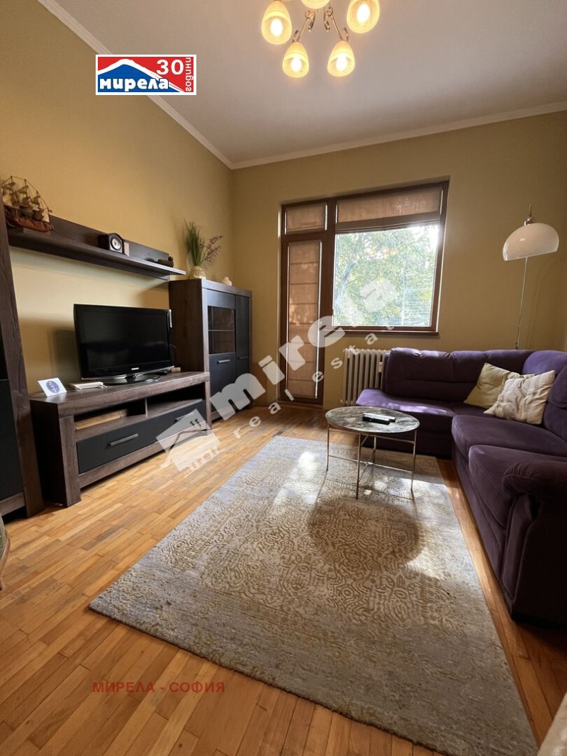 Te huur  1 slaapkamer Sofia , Tsentar , 85 m² | 39666859