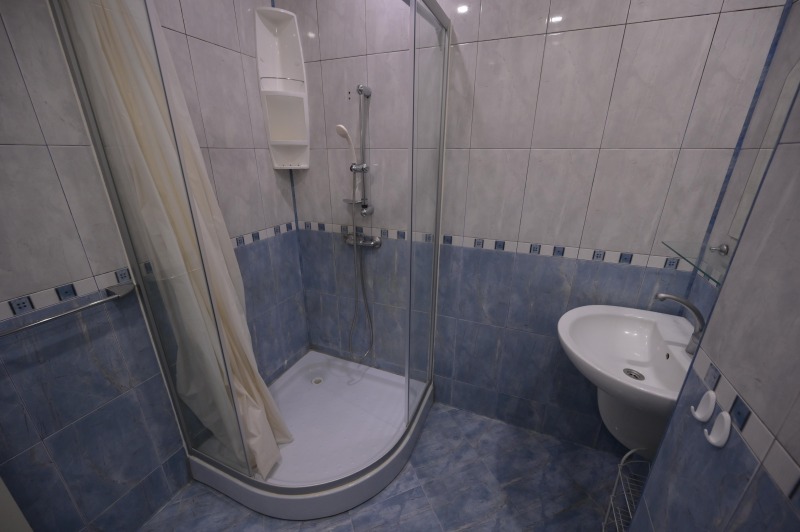 Te huur  2 slaapkamers Plovdiv , Kjutsjuk Parizj , 90 m² | 35178981 - afbeelding [12]