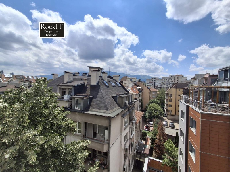 Zu vermieten  2 Schlafzimmer Sofia , Zentar , 110 qm | 29650474 - Bild [9]