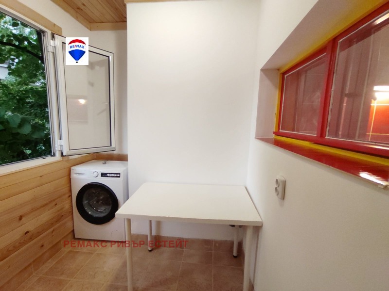 Дава под наем  3-стаен град Русе , Център , 98 кв.м | 10390003 - изображение [8]