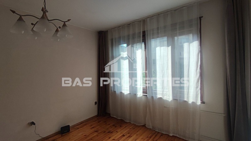 Vuokrattavana  1 makuuhuone Sofia , Tsentar , 49 neliömetriä | 73785042 - kuva [6]
