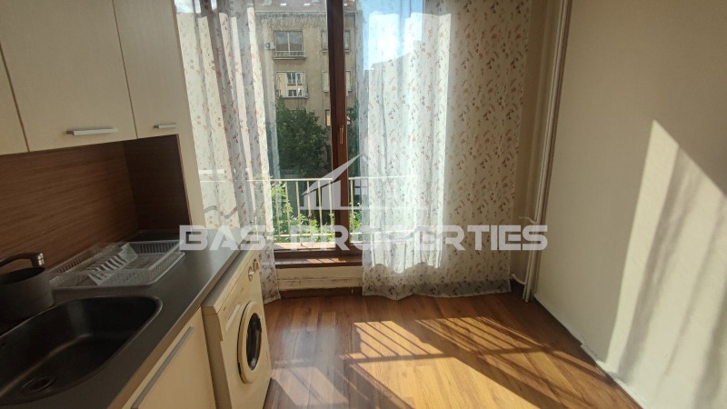 Vuokrattavana  1 makuuhuone Sofia , Tsentar , 49 neliömetriä | 73785042 - kuva [3]