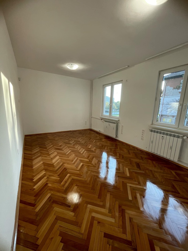 Te huur  2 slaapkamers Sofia , Mladost 1 , 110 m² | 22190893 - afbeelding [5]