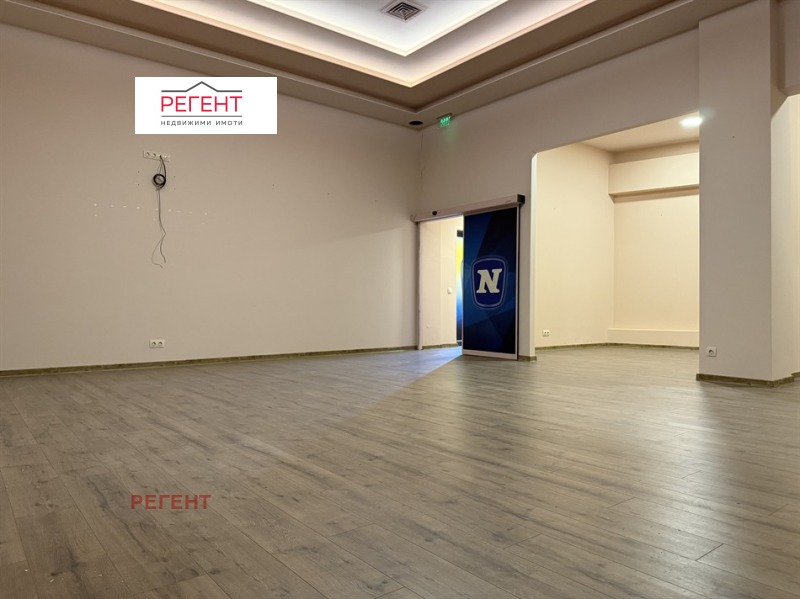 Дава под наем МАГАЗИН, гр. Габрово, Център, снимка 2 - Магазини - 52645995