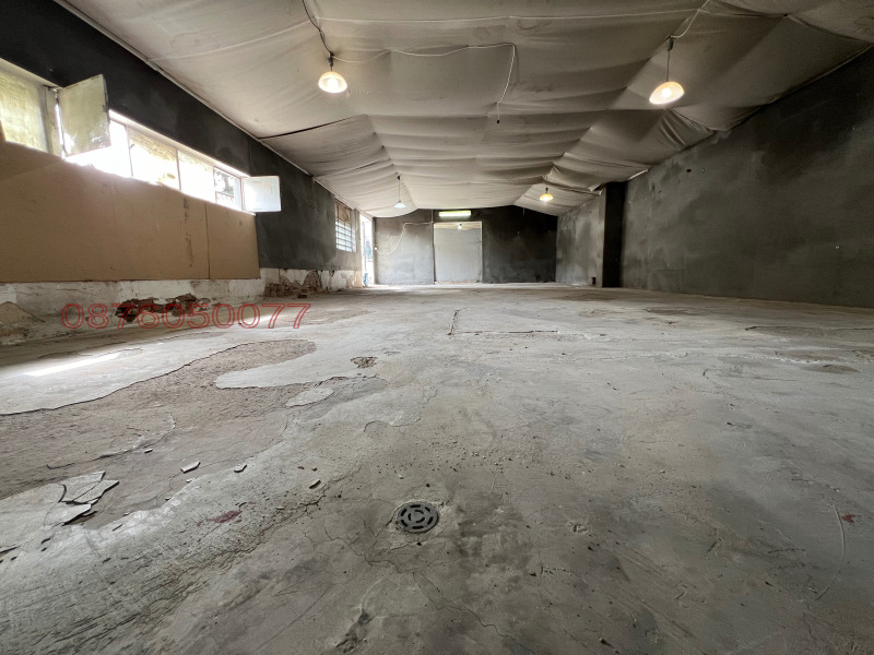 Дава под наем СКЛАД, гр. Пловдив, Коматевско шосе, снимка 2 - Складове - 53073429