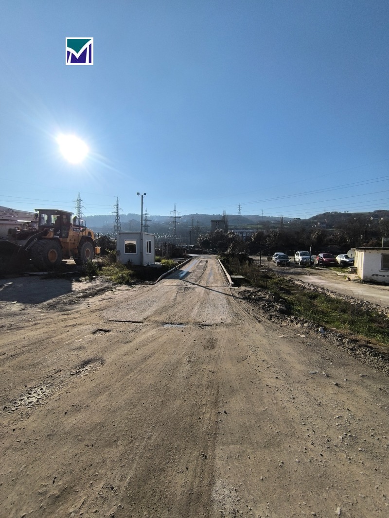 Дава под наем БИЗНЕС ИМОТ, гр. Мездра, област Враца, снимка 9 - Други - 52751662