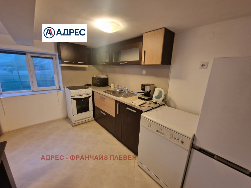 Дава под наем КЪЩА, гр. Плевен, Мара Денчева, снимка 2 - Къщи - 53311950