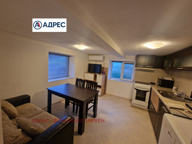 Под наем КЪЩА, град Плевен, Мара Денчева • 700 лв. / 357.90 € • 11474234 1