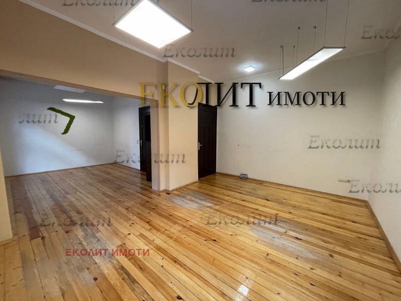 Дава под Наем ОФИС в град София, Докторски паметник - 132 кв.м / 2 000 € » 3 911.66 лв., ЕКОЛИТ ИМОТИ