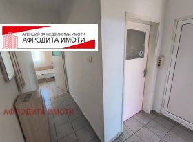 1 quarto Samara 3, Stara Zagora 7