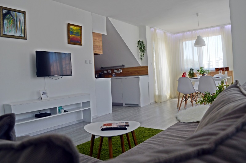 De inchiriat  1 dormitor Plovdiv , Țentâr , 70 mp | 72972049 - imagine [12]