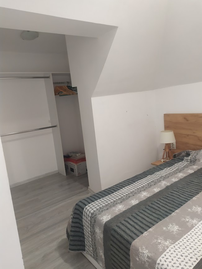 De inchiriat  1 dormitor Plovdiv , Țentâr , 70 mp | 72972049 - imagine [5]