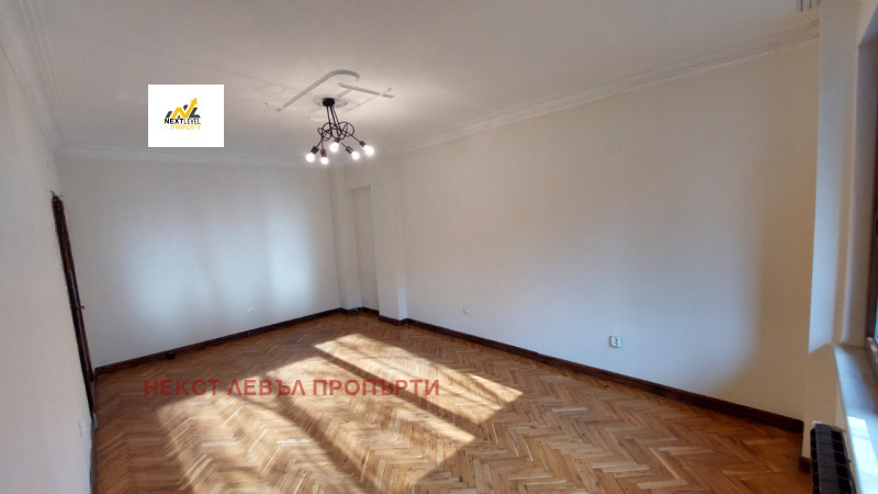 Kiadó  2 hálószobás Sofia , Centar , 110 négyzetméter | 25265381 - kép [4]