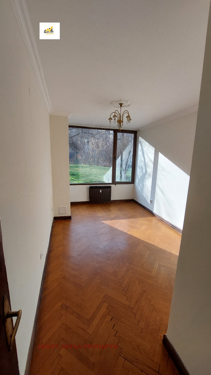 Kiadó  2 hálószobás Sofia , Centar , 110 négyzetméter | 25265381 - kép [7]