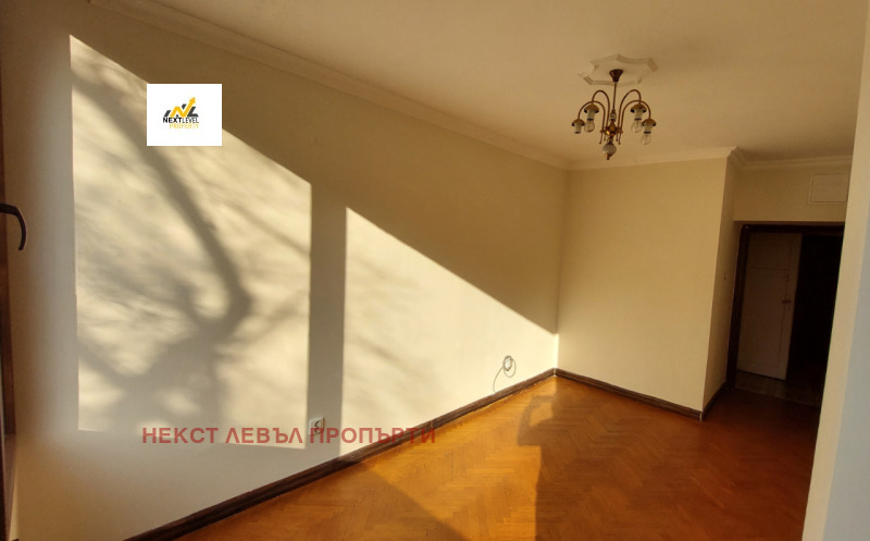 Kiadó  2 hálószobás Sofia , Centar , 110 négyzetméter | 25265381 - kép [8]