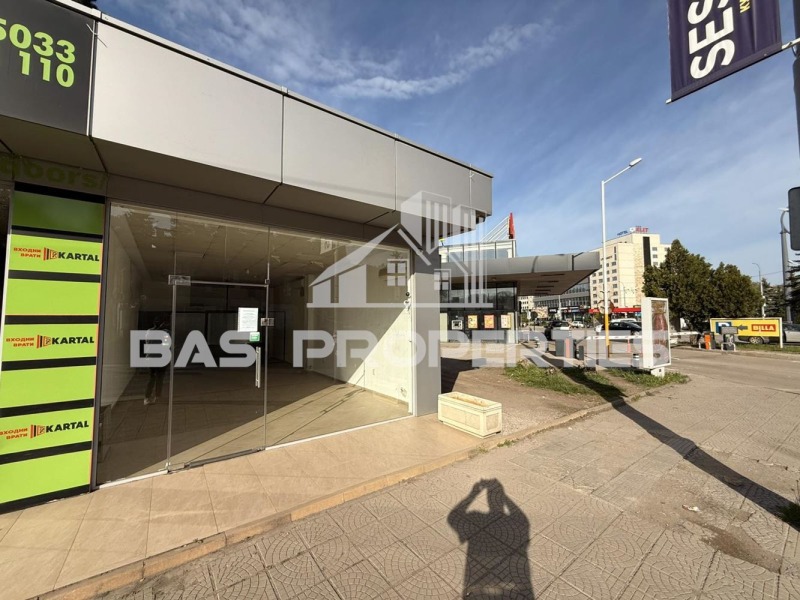 För uthyrning  affär Pernik , Tvardi livadi , 60 kvm | 36996232 - bild [2]