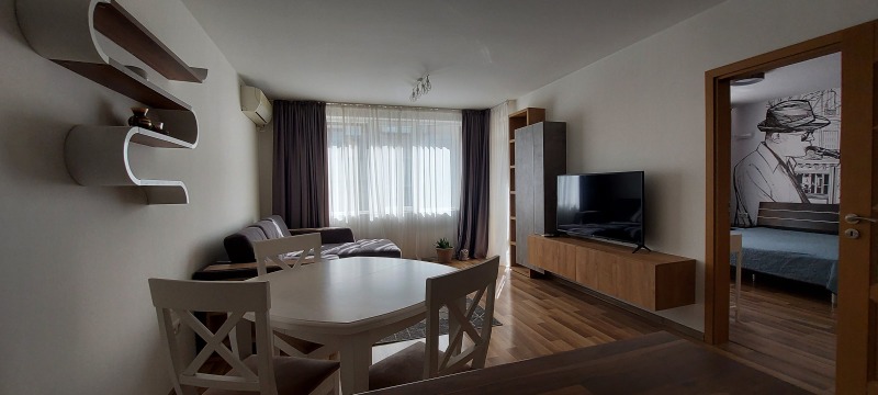 Zu vermieten  1 Schlafzimmer Schumen , Bolnizata , 55 qm | 75377180 - Bild [2]