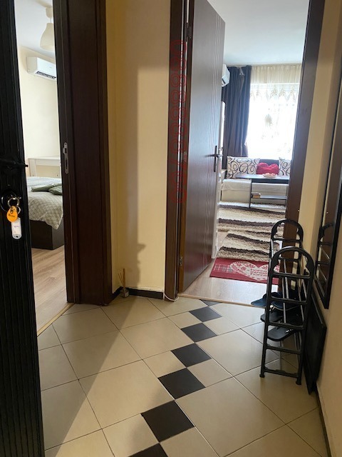 Дава под наем 2-СТАЕН, гр. София, Зона Б-18, снимка 2 - Апартаменти - 53735568