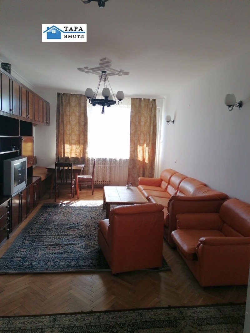 Издаје се  2 спаваће собе Софија , Банишора , 105 м2 | 64040157 - слика [6]