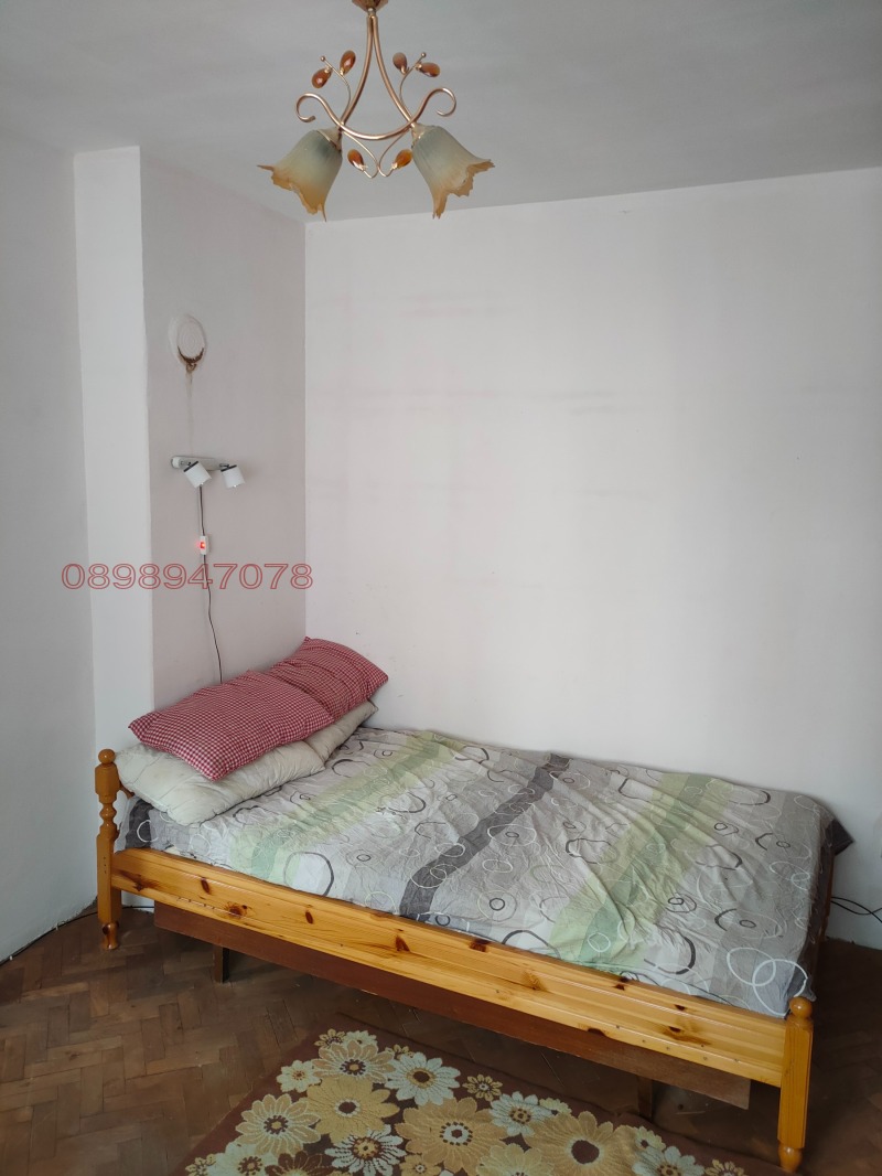 Дава под наем 3-СТАЕН, гр. Самоков, област София област