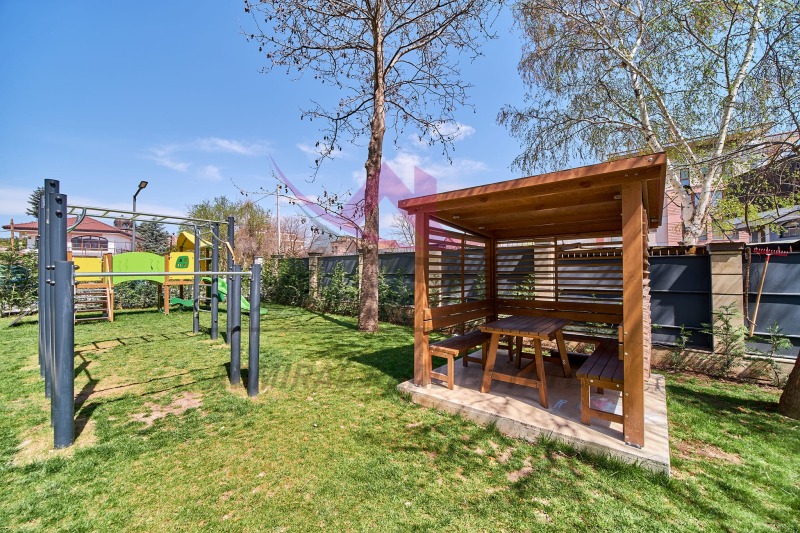 K pronájmu  Mezonet Varna , k.k. Sv.Sv. Konstantin i Elena , 160 m2 | 66767211 - obraz [9]