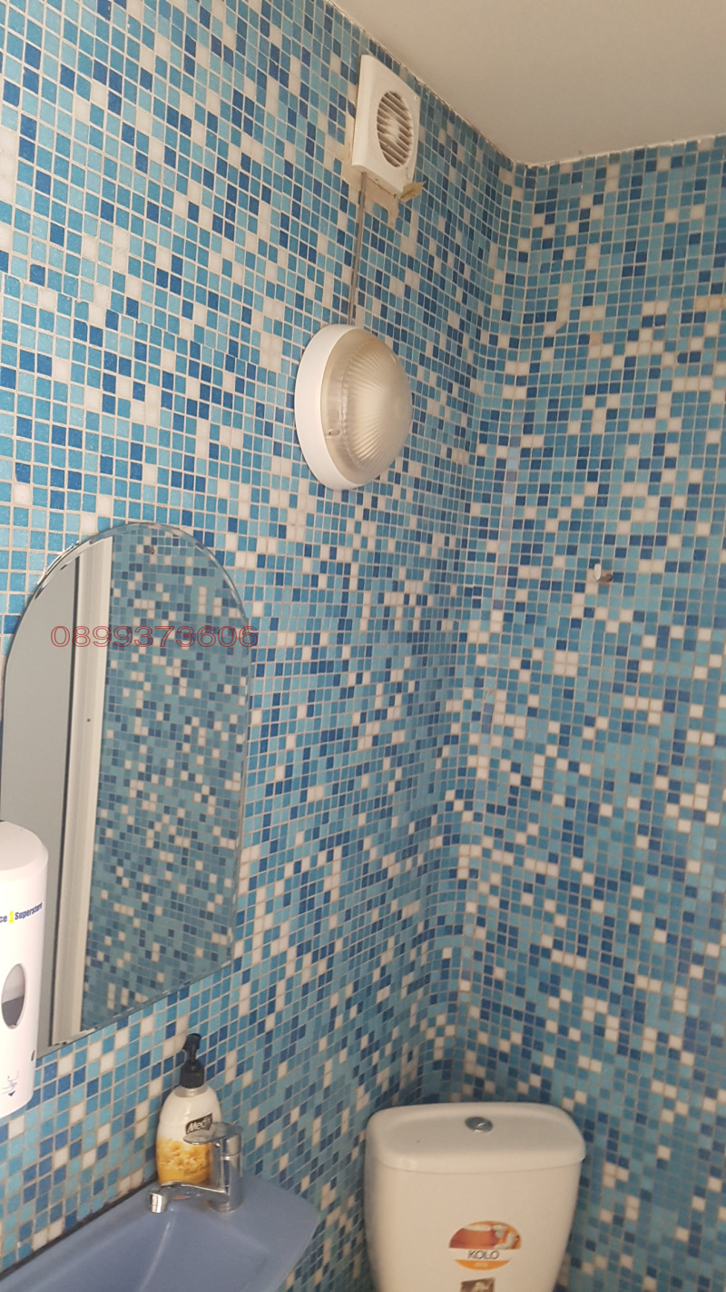 Дава под наем МАГАЗИН, гр. Сливен, Център, снимка 9 - Магазини - 53218123