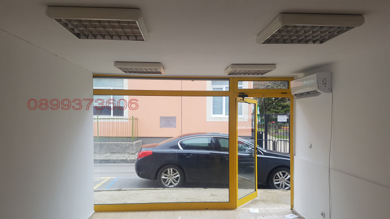 Дава под наем МАГАЗИН, гр. Сливен, Център, снимка 6 - Магазини - 53218123