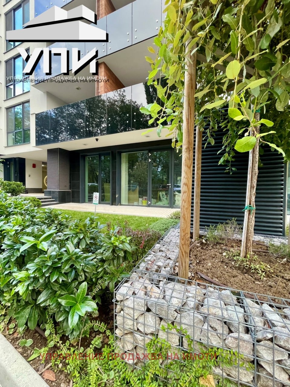 Дава под наем МАГАЗИН, гр. София, Изгрев, снимка 2 - Магазини - 53606877