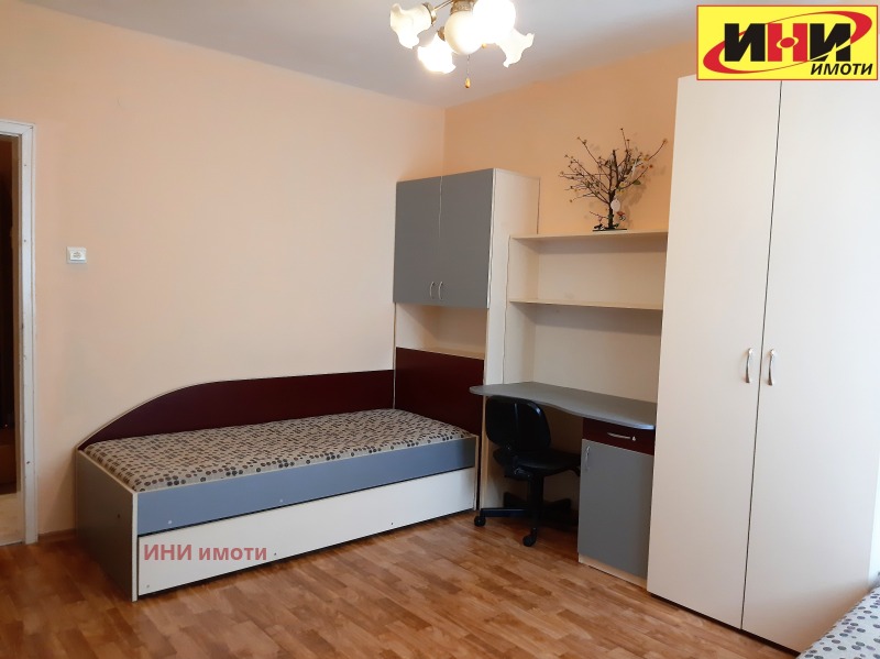 Zu vermieten  1 Schlafzimmer Ruse , Zentar , 60 qm | 11101191 - Bild [7]