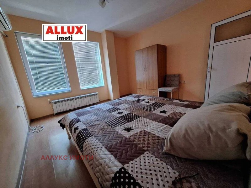 Дава под наем  3-стаен град Русе , Център , 75 кв.м | 74231084 - изображение [2]
