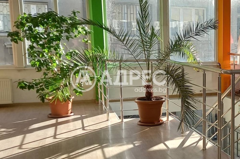 For Rent  Shop Sofia , Tsentar , 860 sq.m | 19591072 - image [4]