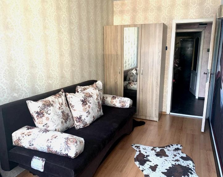 Дава под наем 3-СТАЕН, гр. Бургас, Лазур, снимка 2 - Апартаменти - 55852391