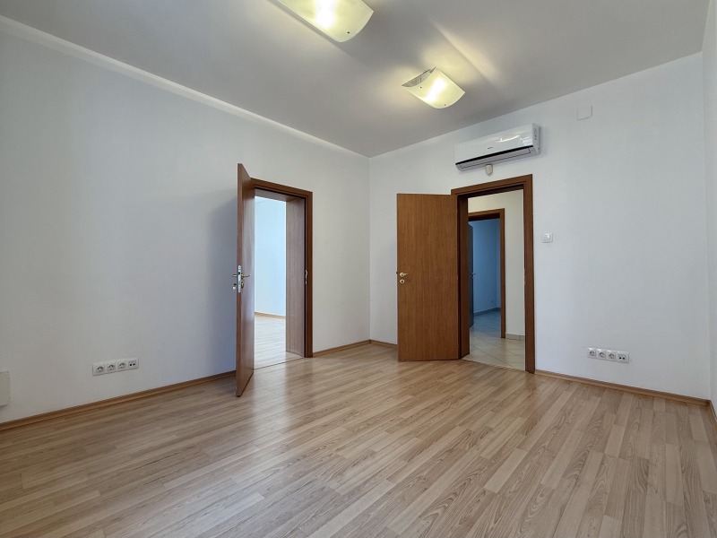 Дава под наем  Офис град София , Център , 116 кв.м | 74137444 - изображение [6]